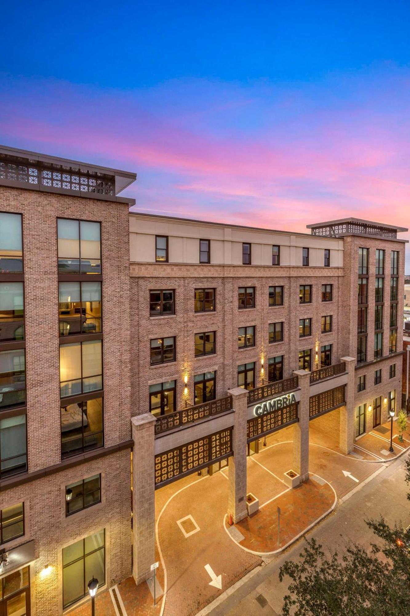 Cambria Hotel Savannah Downtown Historic District 외부 사진